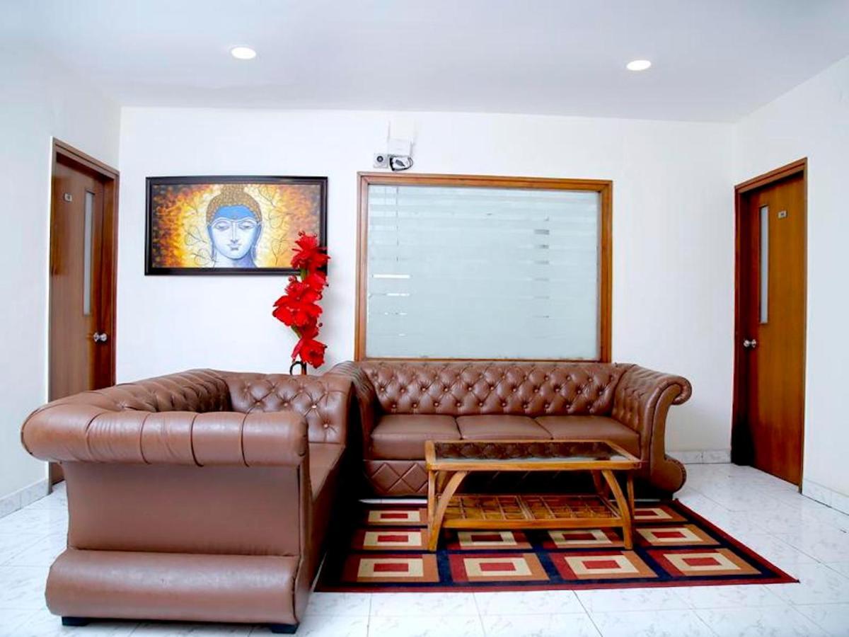 Maplewood Guest House, Neeti Bagh, New Delhiit Is A Boutiqu Guest House - Room 5 Екстериор снимка