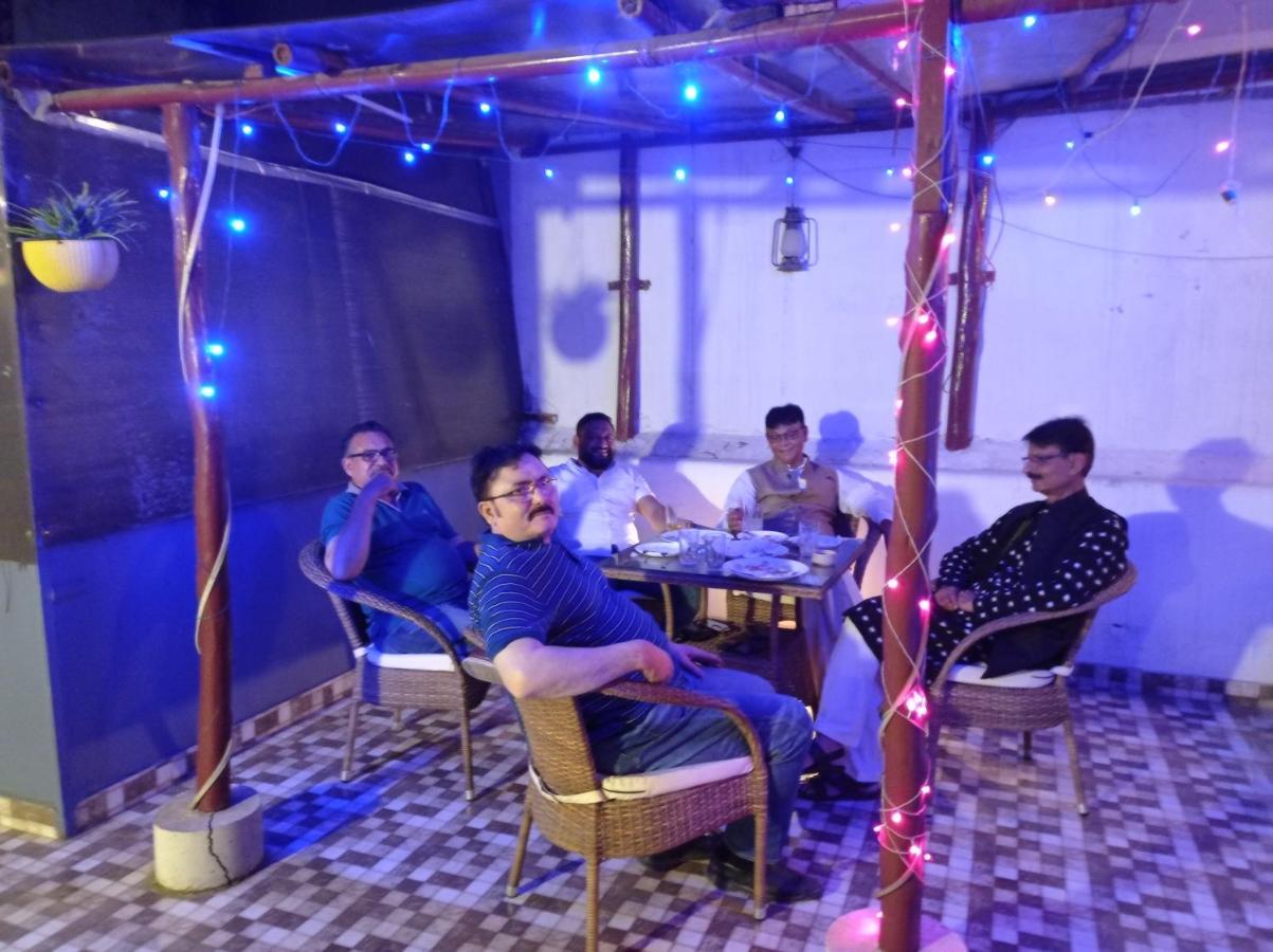 Maplewood Guest House, Neeti Bagh, New Delhiit Is A Boutiqu Guest House - Room 5 Екстериор снимка