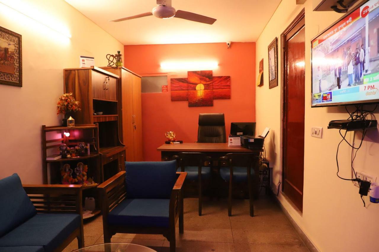 Maplewood Guest House, Neeti Bagh, New Delhiit Is A Boutiqu Guest House - Room 5 Екстериор снимка