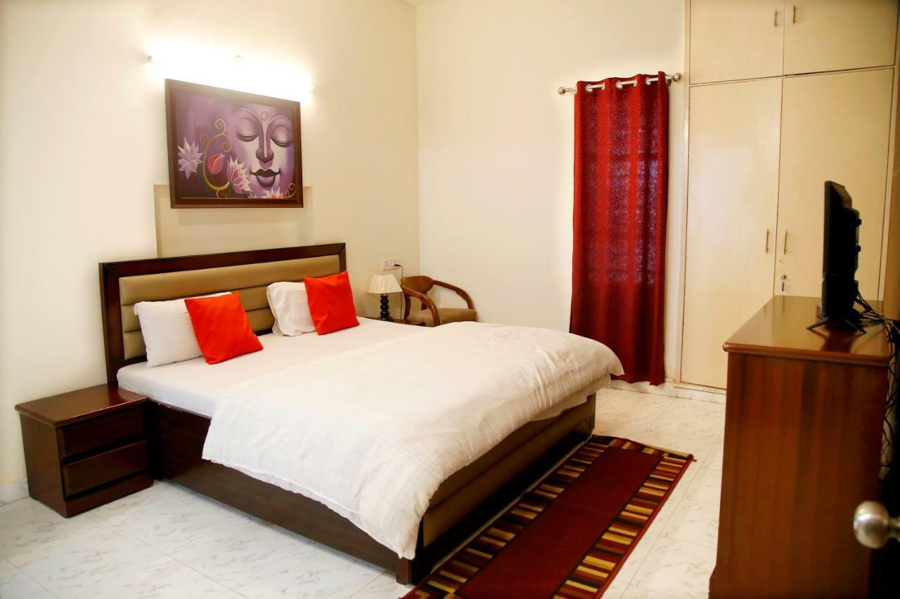 Maplewood Guest House, Neeti Bagh, New Delhiit Is A Boutiqu Guest House - Room 5 Екстериор снимка