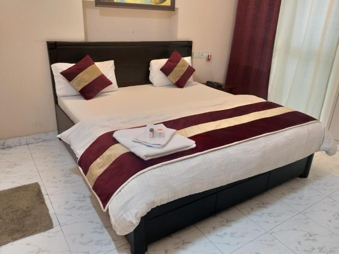 Maplewood Guest House, Neeti Bagh, New Delhiit Is A Boutiqu Guest House - Room 5 Екстериор снимка