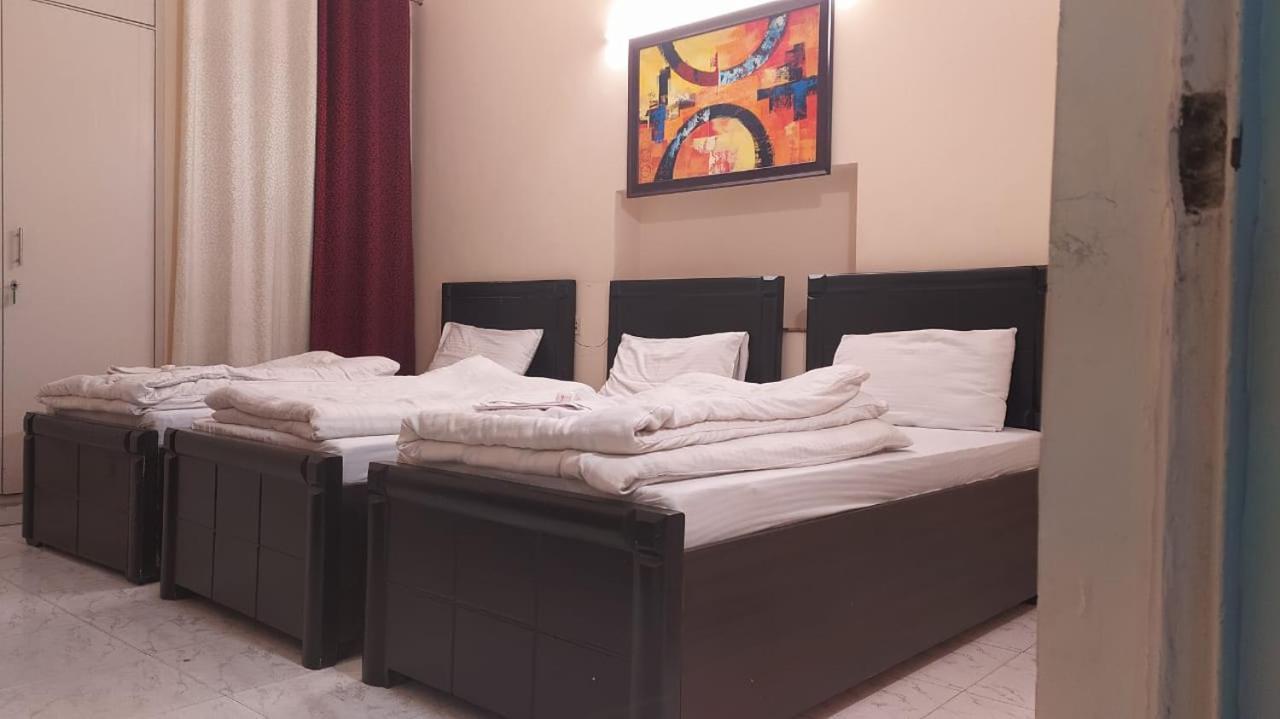 Maplewood Guest House, Neeti Bagh, New Delhiit Is A Boutiqu Guest House - Room 5 Екстериор снимка